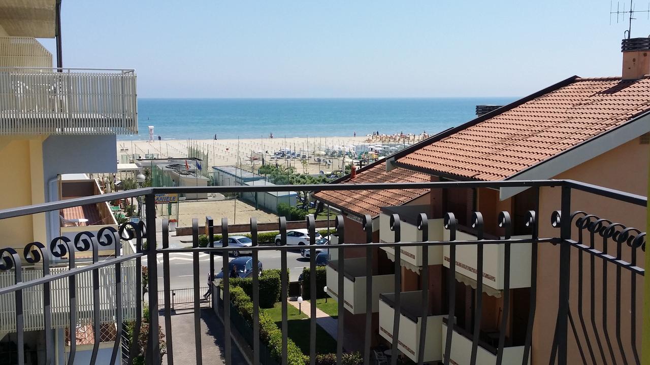 Hotel La Falena Cervia Zewnętrze zdjęcie